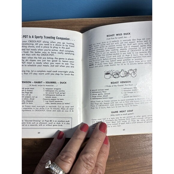 Vintage Rival Crock Pot Electric Stoneware Cooker Recipes Cookbook Cook Book - Picture 11 of 13